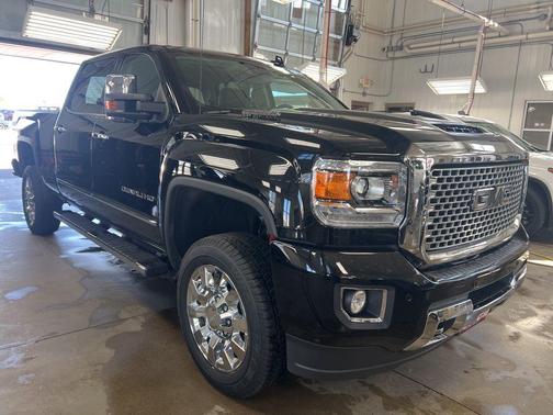 2017 GMC Sierra 2500 Denali