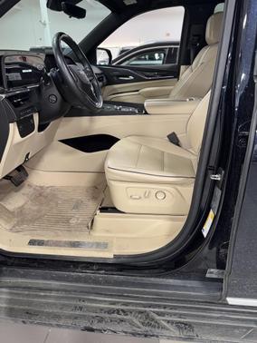 2023 Cadillac Escalade ESV Premium Luxury