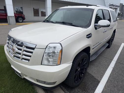 2013 Cadillac Escalade ESV Luxury