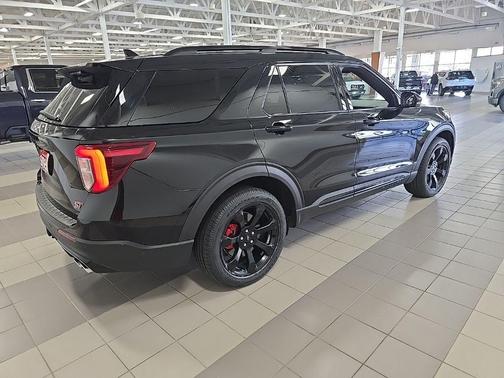 Agate Black Metallic 2020 Ford Explorer ST