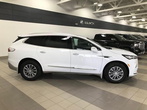 2024 Buick Enclave Essence AWD