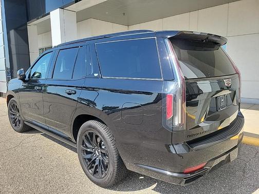 2024 Cadillac Escalade Sport Platinum