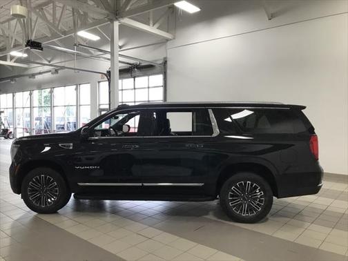 2025 GMC Yukon XL 4WD Elevation