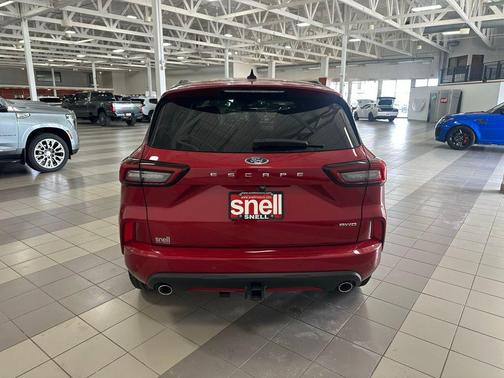 Rapid Red Metallic Tinted Clearcoat 2023 Ford Escape ST-Line Select