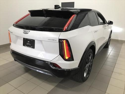 2025 Cadillac OPTIQ Sport