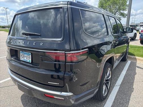 2022 Jeep Wagoneer Series III 4x4