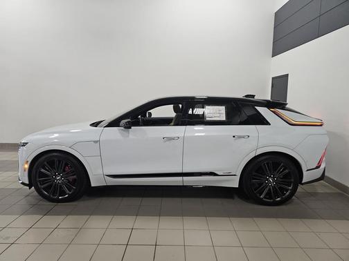 2026 Cadillac LYRIQ V Premium