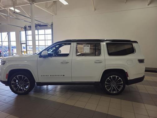 2022 Jeep Grand Wagoneer Series III 4x4