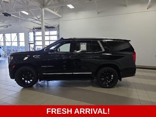 Onyx Black 2022 GMC Yukon Denali