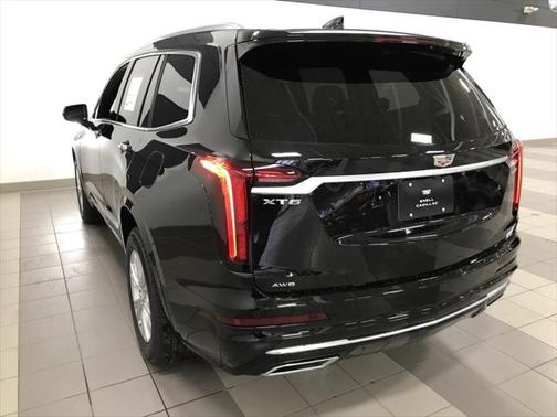 2025 Cadillac XT6 Luxury AWD