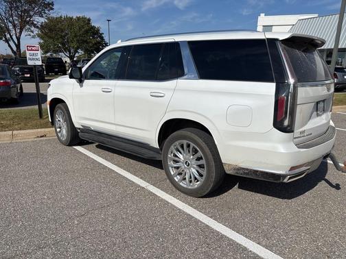 2022 Cadillac Escalade Premium Luxury