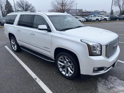 2017 GMC Yukon XL Denali