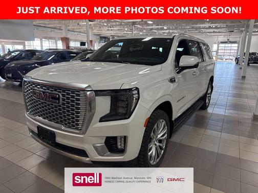 2023 GMC Yukon XL Denali