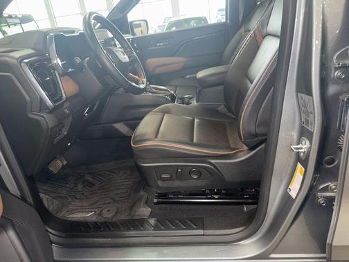 Sterling Metallic 2023 GMC Canyon AT4