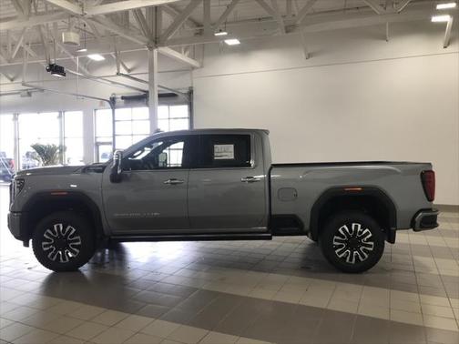 2025 GMC Sierra 3500 Denali