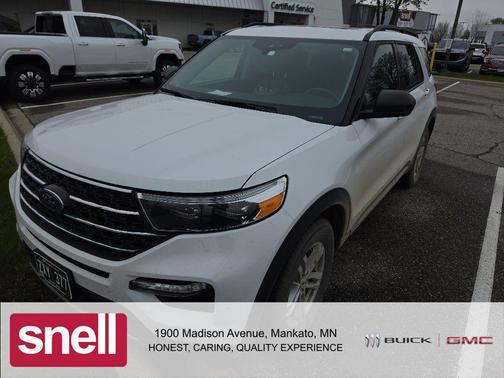 Oxford White 2021 Ford Explorer XLT