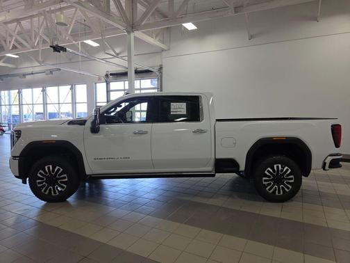 Summit White 2026 GMC Sierra 3500 Denali