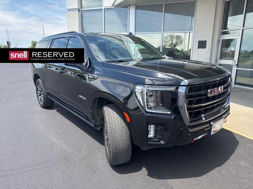 Onyx Black 2024 GMC Yukon XL 4WD AT4