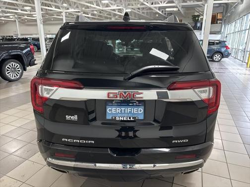 2023 GMC Acadia Denali