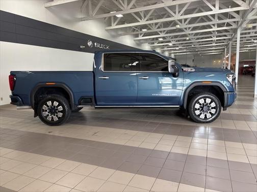 2025 GMC Sierra 3500 Denali