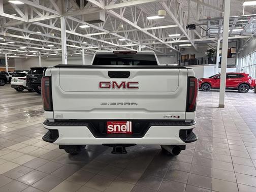 2024 GMC Sierra 3500 AT4