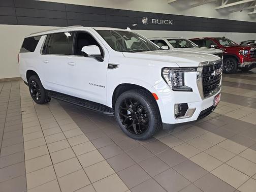 Summit White 2023 GMC Yukon XL SLE