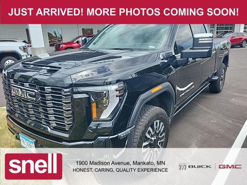 Onyx Black 2025 GMC Sierra 3500 Denali