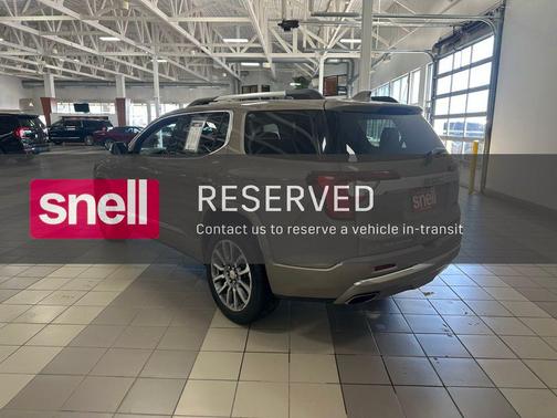 2023 GMC Acadia Denali