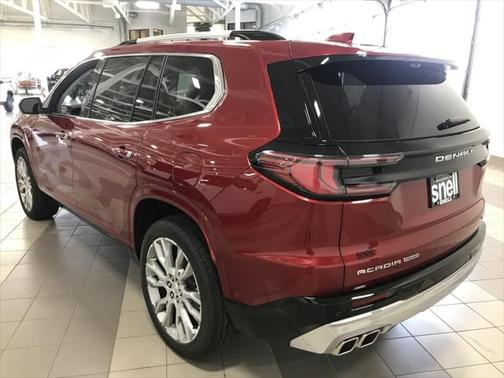2025 GMC Acadia Denali