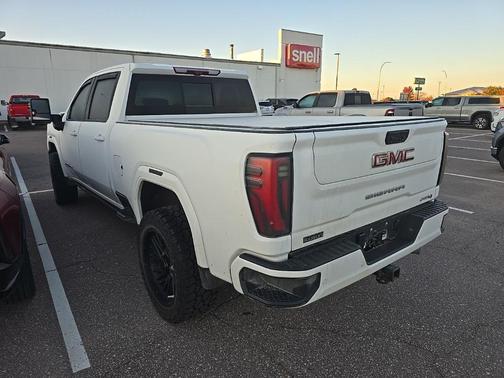 2024 GMC Sierra 2500 AT4