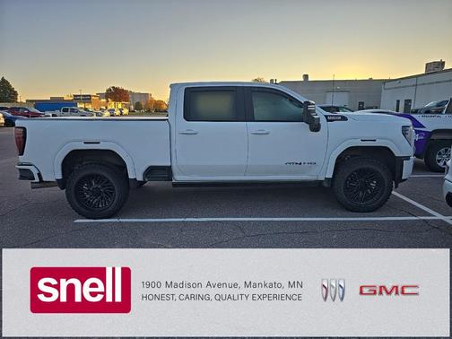 2024 GMC Sierra 2500 AT4