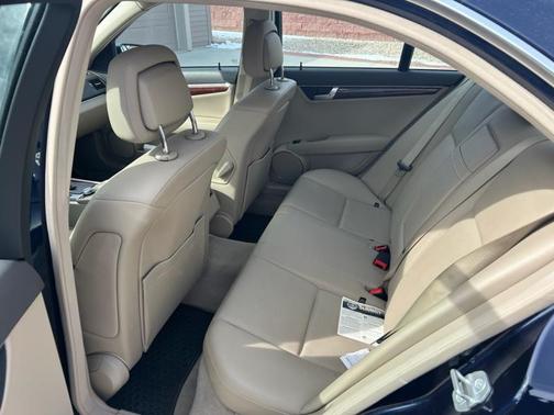 2011 Mercedes-Benz C-Class C 300 4MATIC Sport