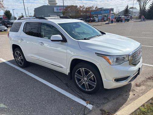 2018 GMC Acadia Denali