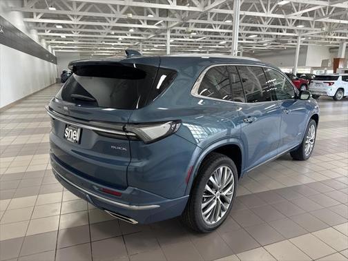 2025 Buick Enclave Avenir FWD