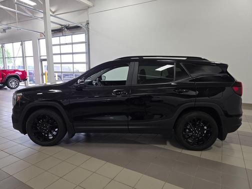 Ebony Twilight Metallic 2023 GMC Terrain SLE