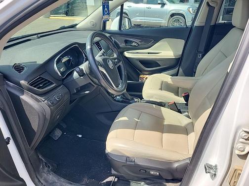 White Frost Tricoat 2019 Buick Encore Essence