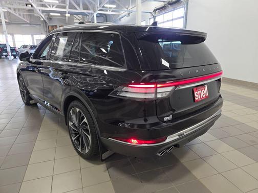 Infinite Black Metallic 2020 Lincoln Aviator Reserve AWD