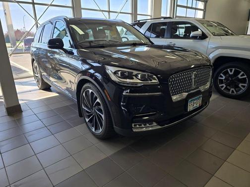 Infinite Black Metallic 2020 Lincoln Aviator Reserve AWD