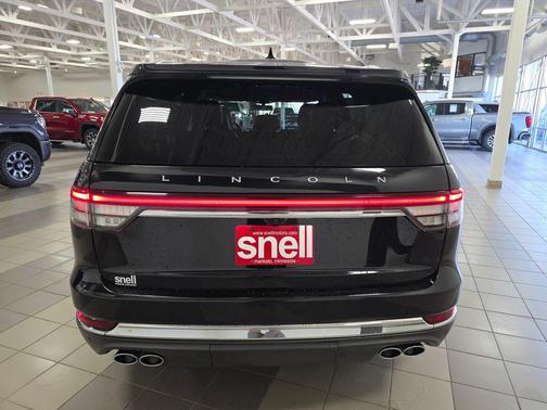 Infinite Black Metallic 2020 Lincoln Aviator Reserve AWD