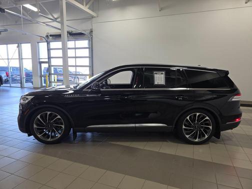 Infinite Black Metallic 2020 Lincoln Aviator Reserve AWD