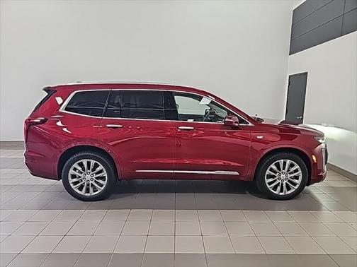 2025 Cadillac XT6 Premium Luxury AWD