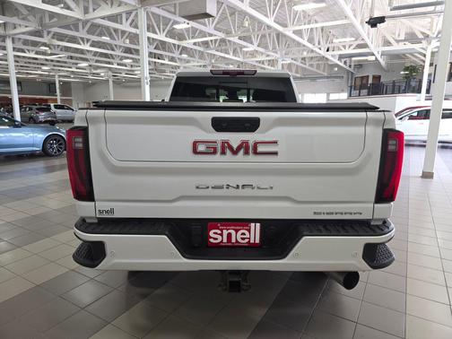 White Frost Tricoat 2024 GMC Sierra 3500 Denali