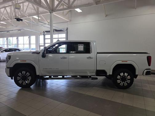White Frost Tricoat 2024 GMC Sierra 3500 Denali