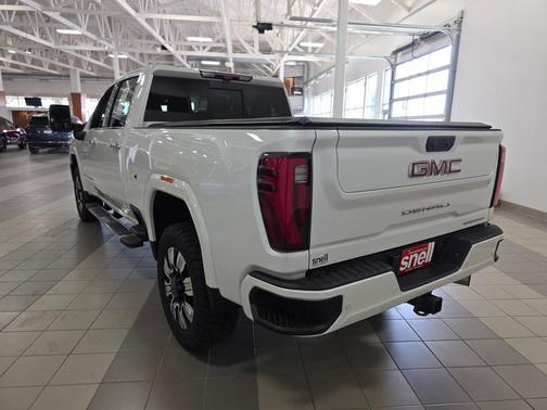White Frost Tricoat 2024 GMC Sierra 3500 Denali