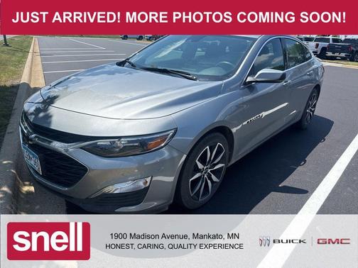 Sterling Gray Metallic 2024 Chevrolet Malibu FWD RS