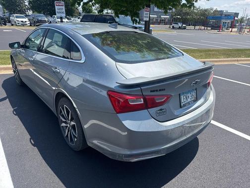 Sterling Gray Metallic 2024 Chevrolet Malibu FWD RS