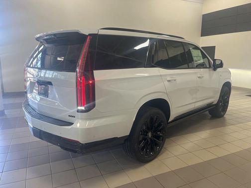 Vibrant White Tricoat 2026 Cadillac Escalade Sport Platinum