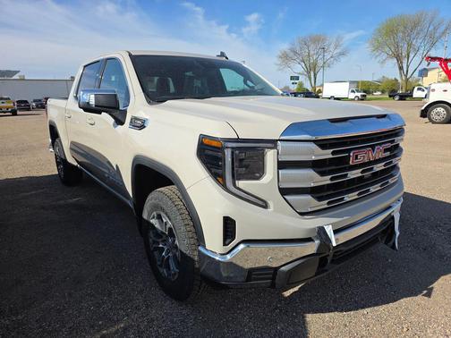 Coastal Dune 2026 GMC Sierra 1500 SLE