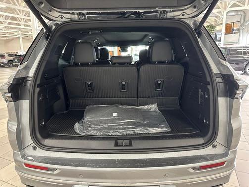 moonstone gray metallic 2026 Buick Enclave Avenir FWD