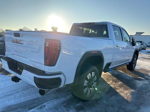 2026 GMC Sierra 3500 Denali